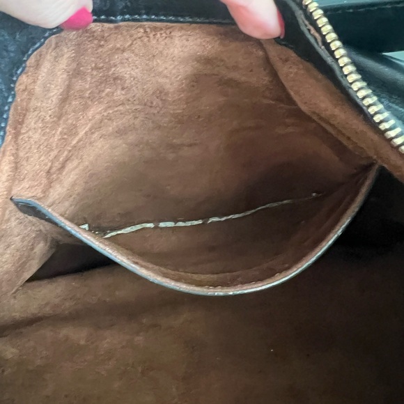 Marc Jacobs Sofi Leather Hobo Bag - Picture 10 of 16
